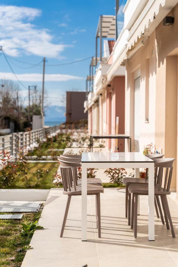 Apartament Dionysos Residential Complex Ofrínion Zewnętrze zdjęcie