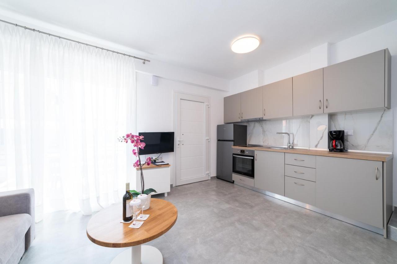 Apartament Dionysos Residential Complex Ofrínion Zewnętrze zdjęcie